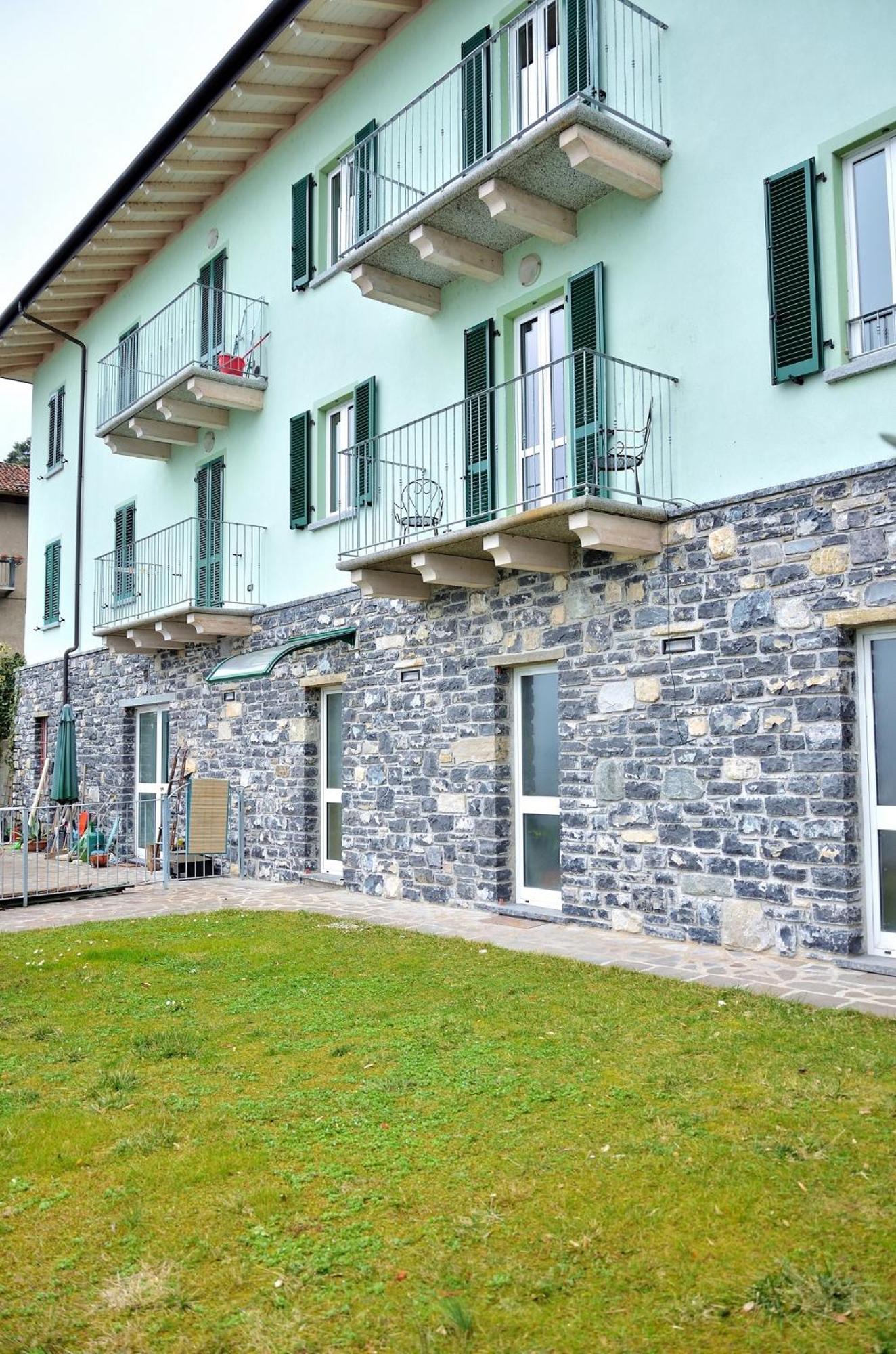 White Garden - Apartment With Access To The Lake Lierna Exteriér fotografie